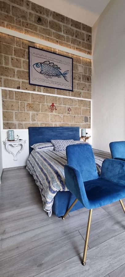 B&B Charming House 살레르노 외부 사진